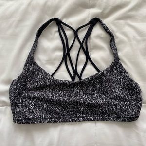 Lululemon Free to Be Bra